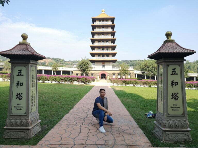 fo guang shan buddha museum